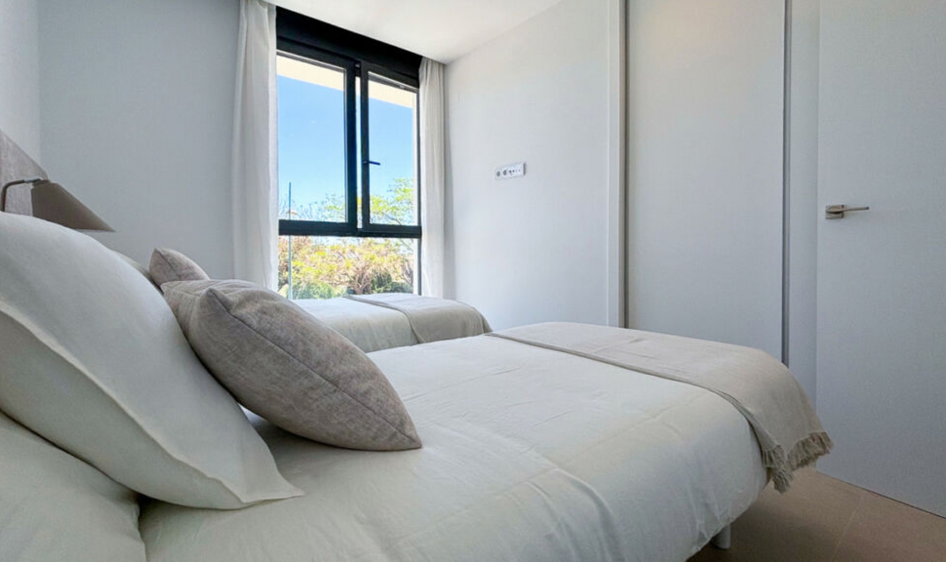 Resale - House -
Polop