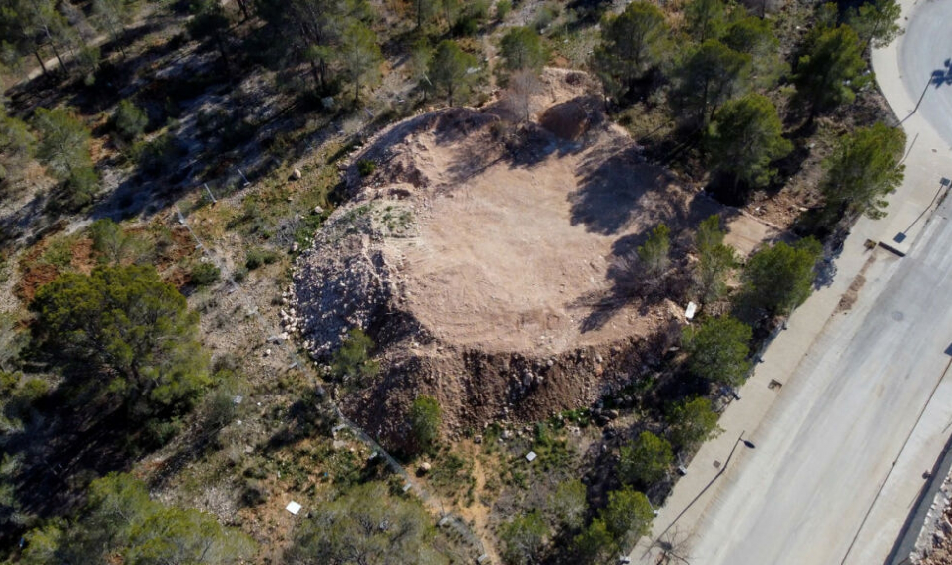 Resale - House -
Polop