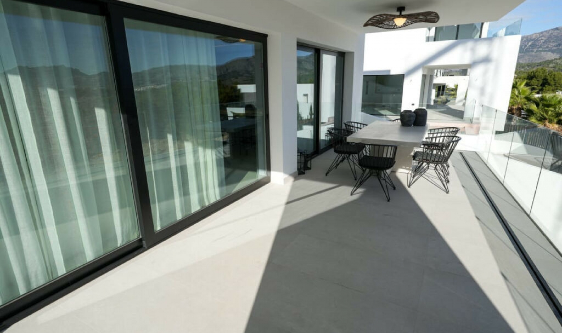 Resale - House -
Polop