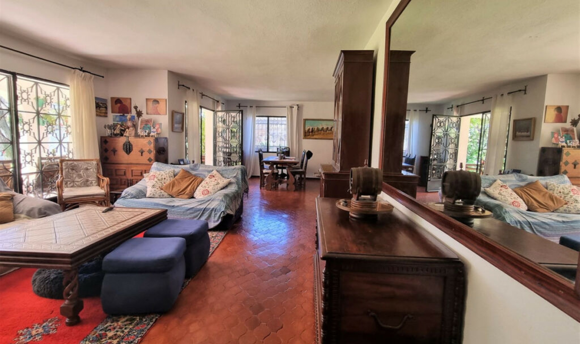 Resale - House -
Puerto Banús