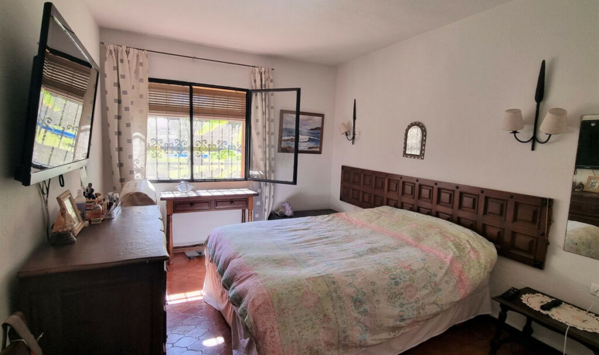 Resale - House -
Puerto Banús