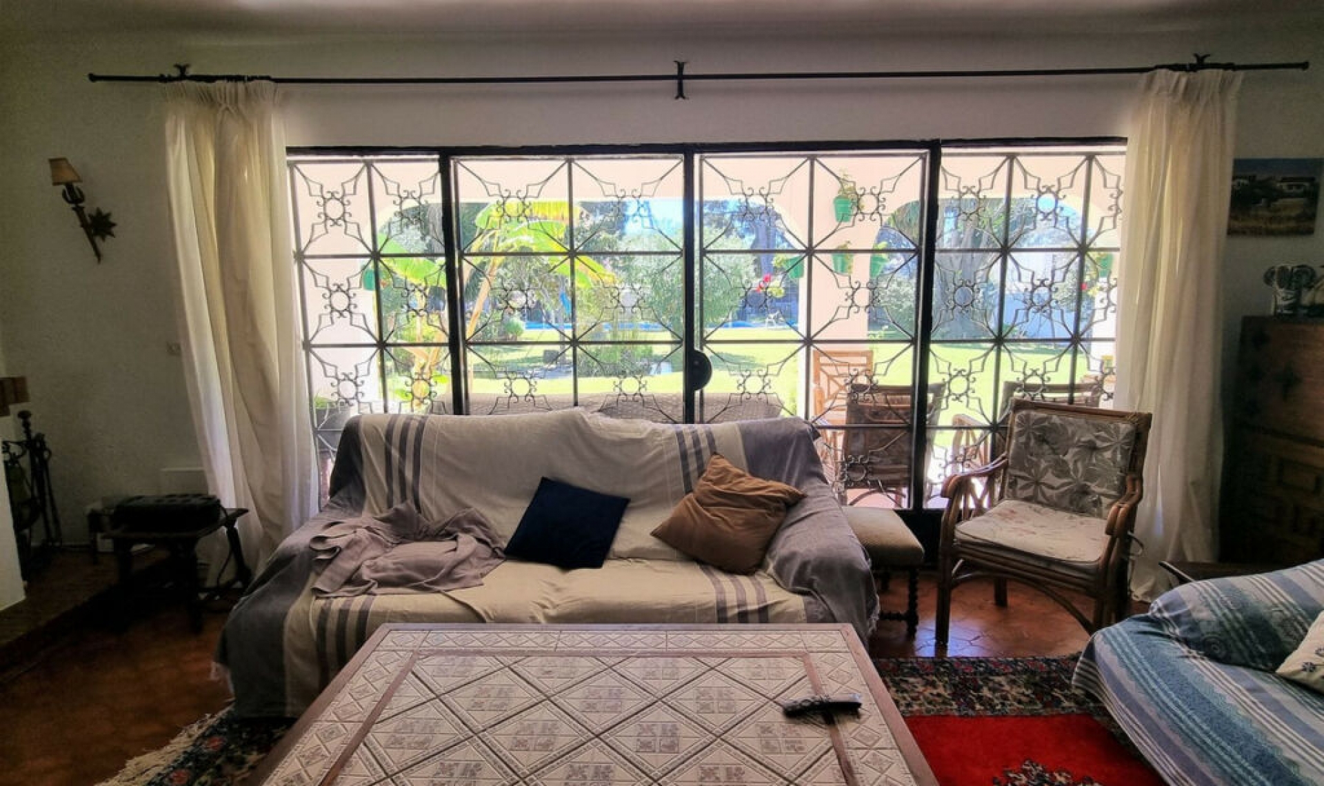 Resale - House -
Puerto Banús