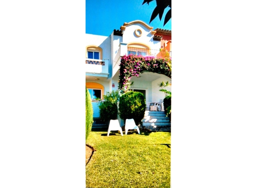 Resale - House -
Puerto Banús