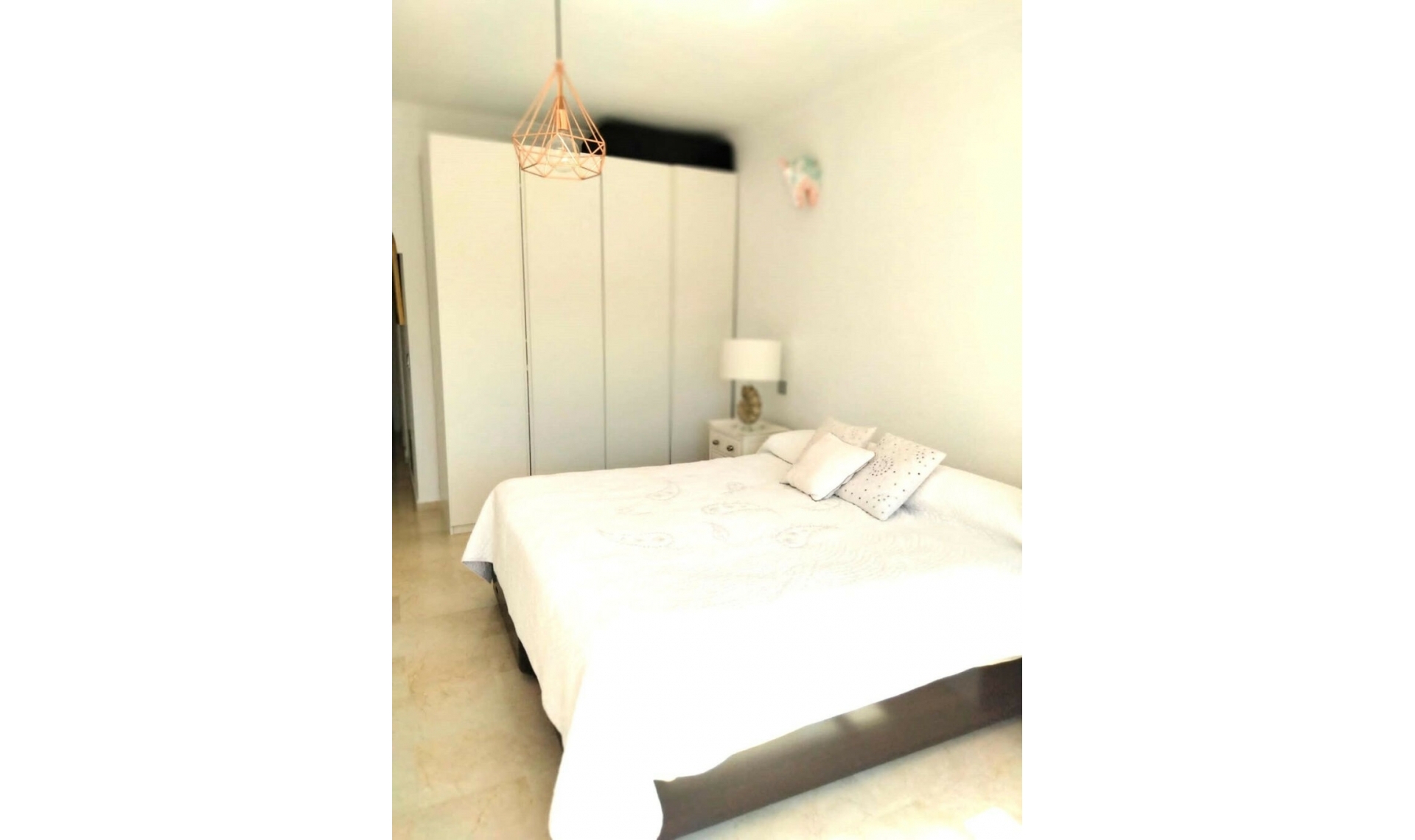 Resale - House -
Puerto Banús