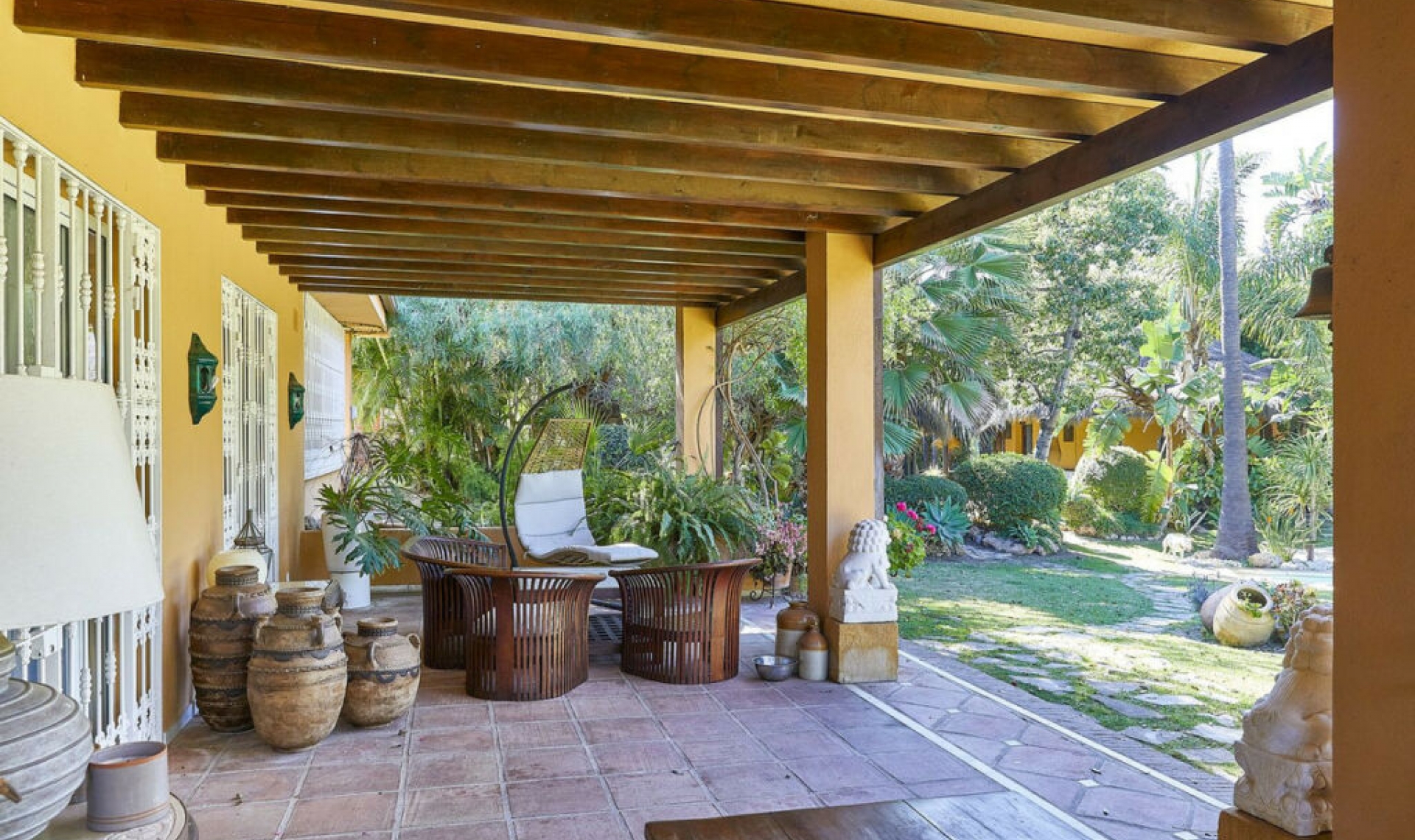 Resale - House -
Puerto Banús