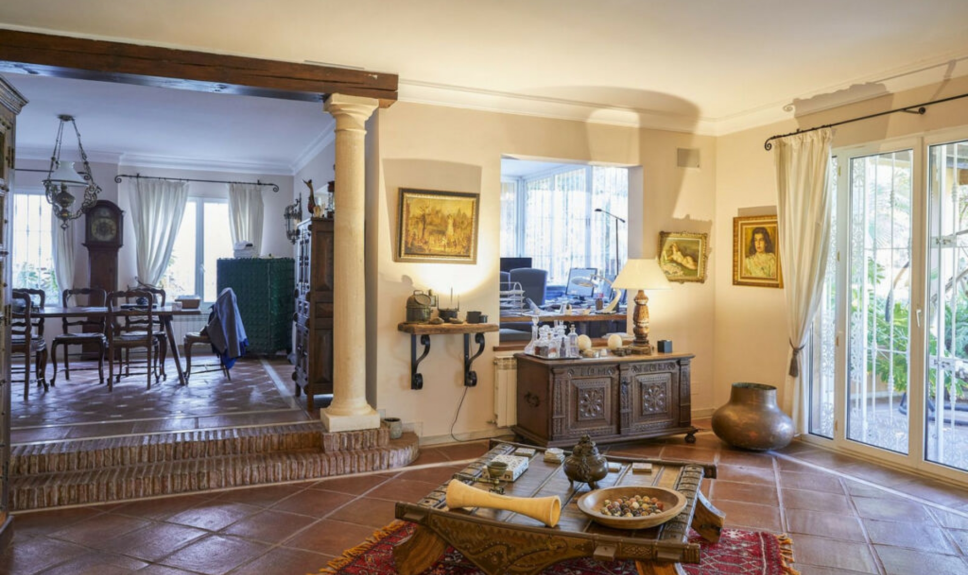 Resale - House -
Puerto Banús