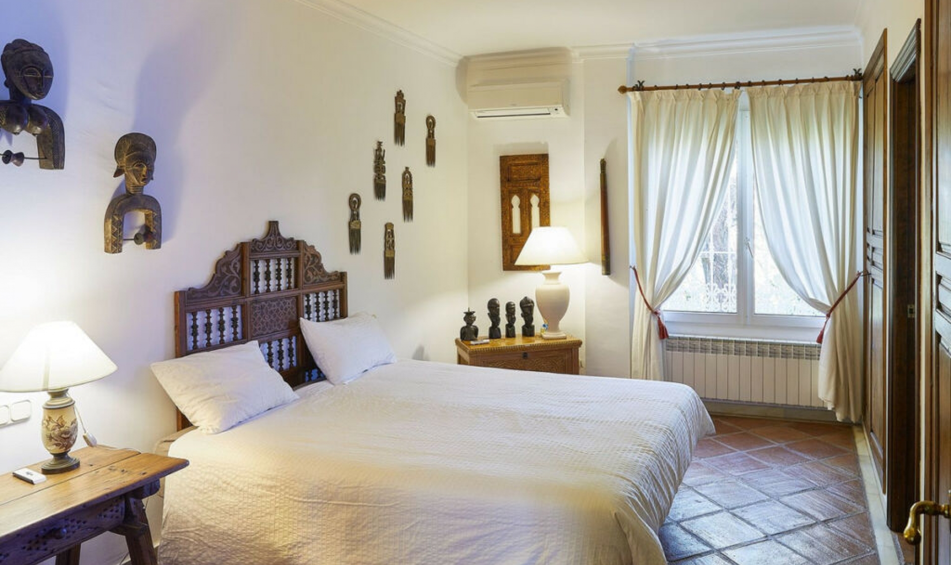 Resale - House -
Puerto Banús