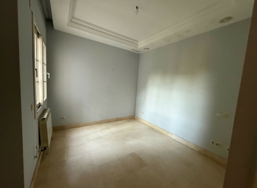 Resale - House -
Puerto Banús