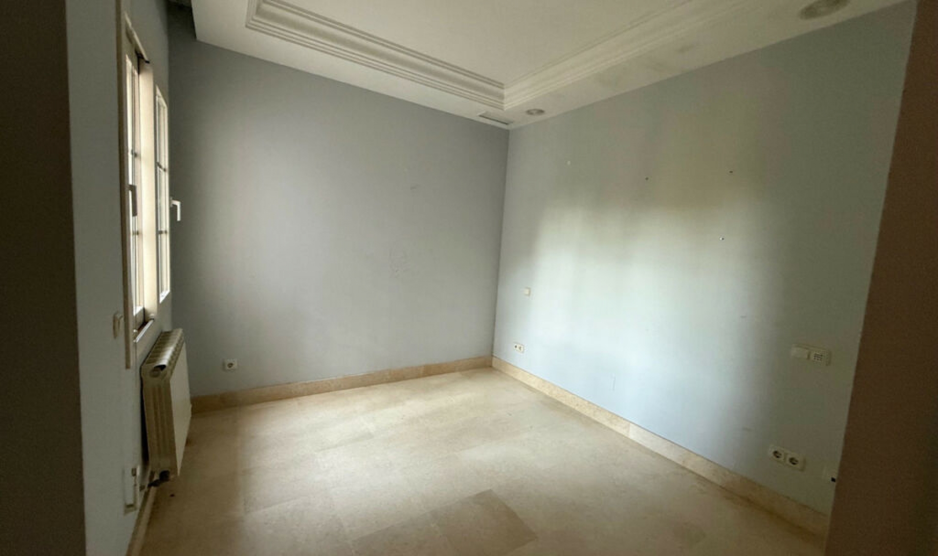 Resale - House -
Puerto Banús