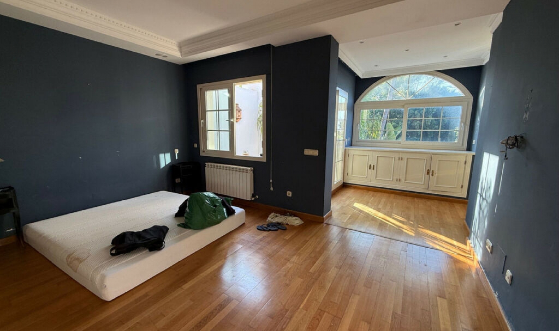 Resale - House -
Puerto Banús