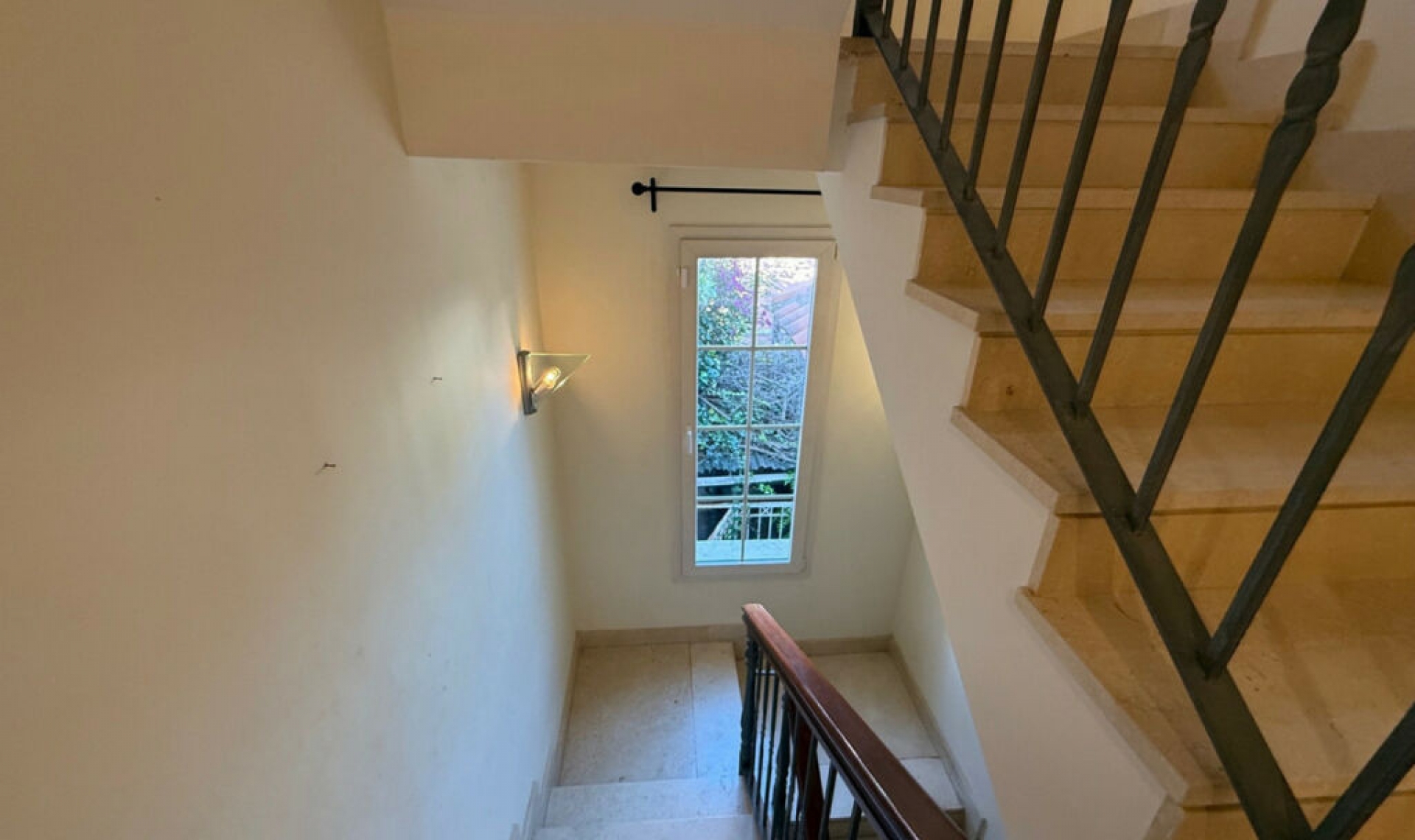 Resale - House -
Puerto Banús