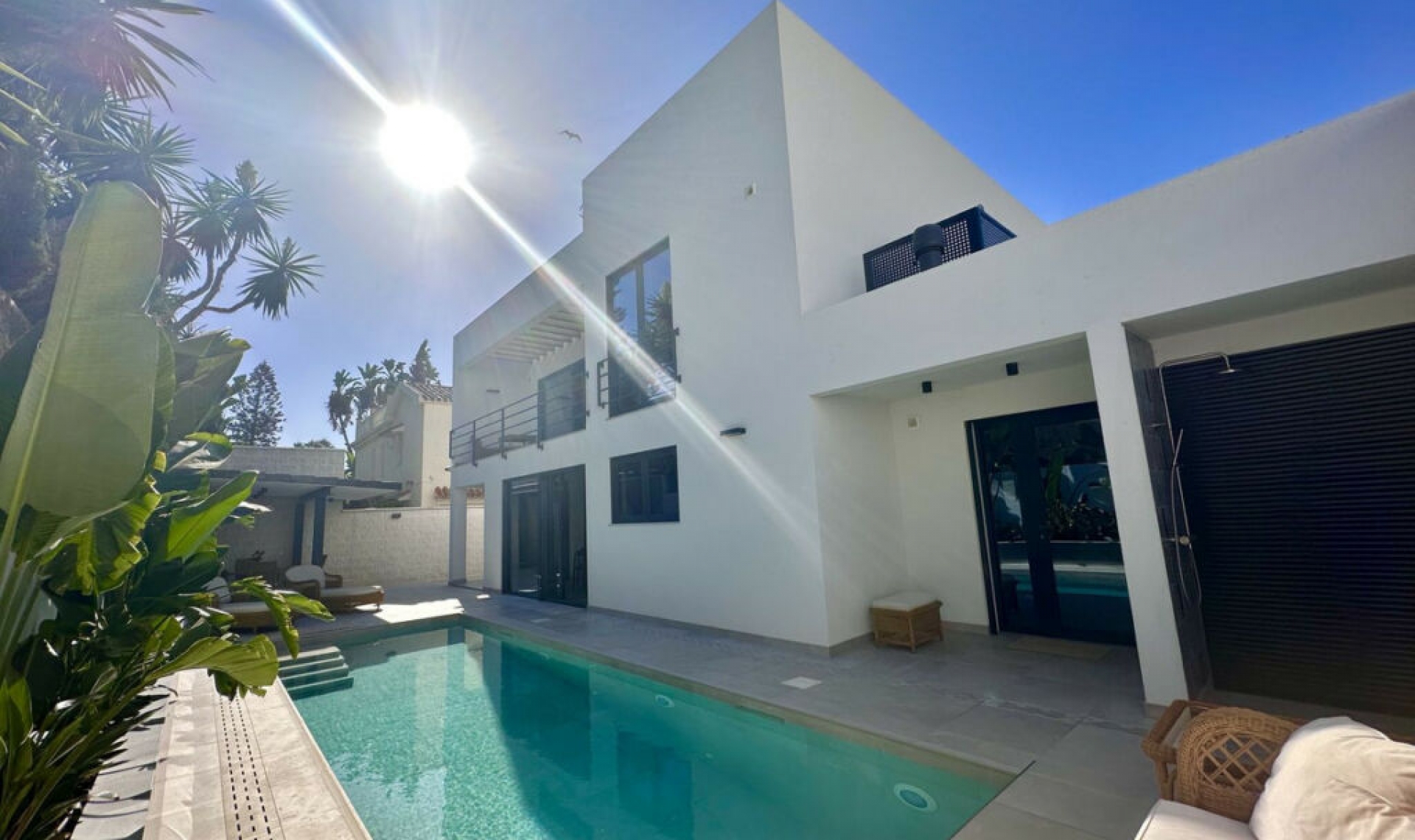 Resale - House -
Puerto Banús