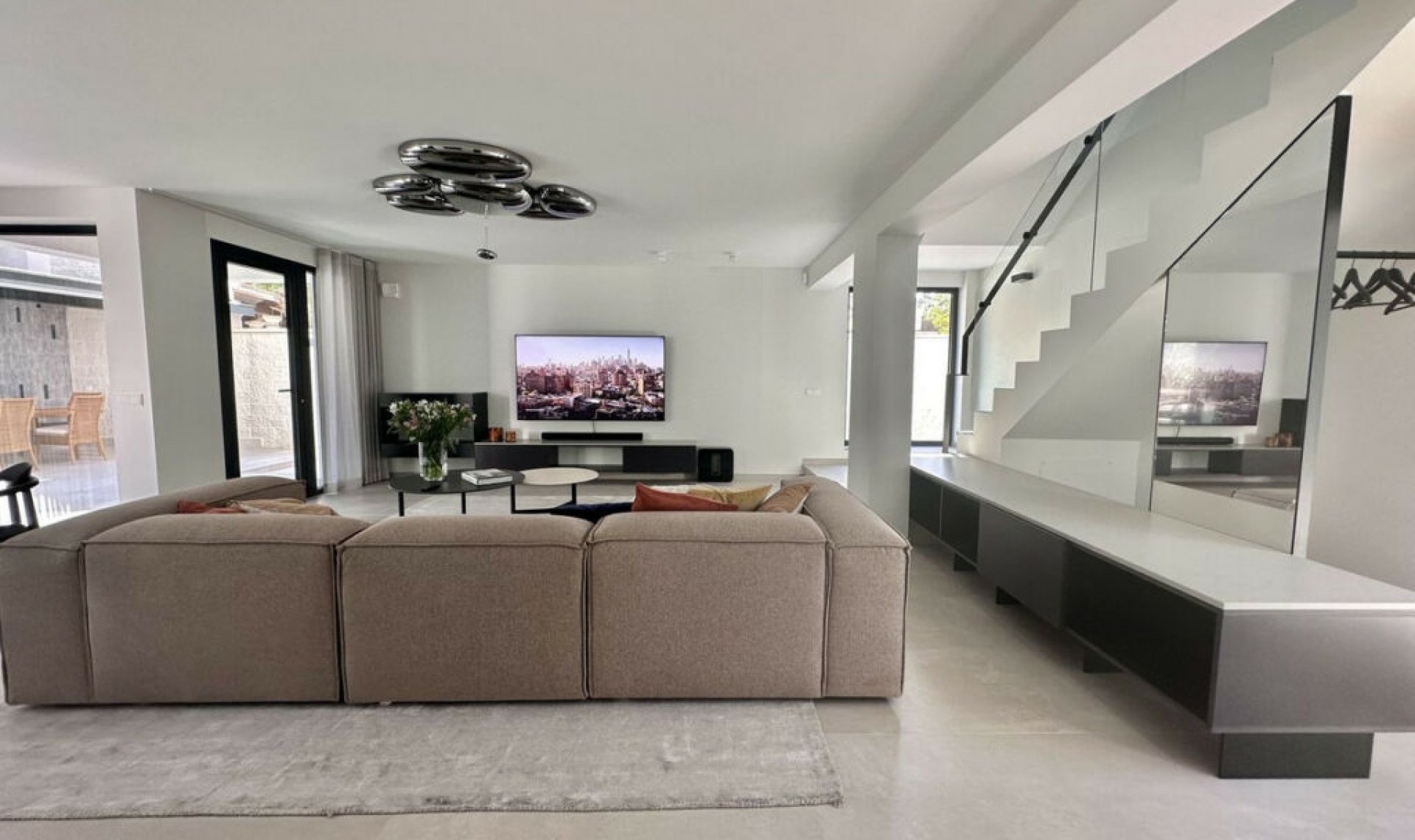 Resale - House -
Puerto Banús