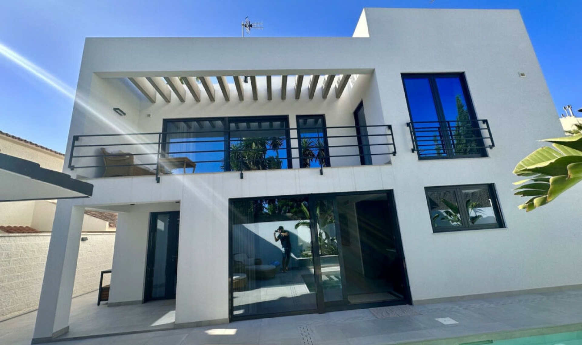 Resale - House -
Puerto Banús