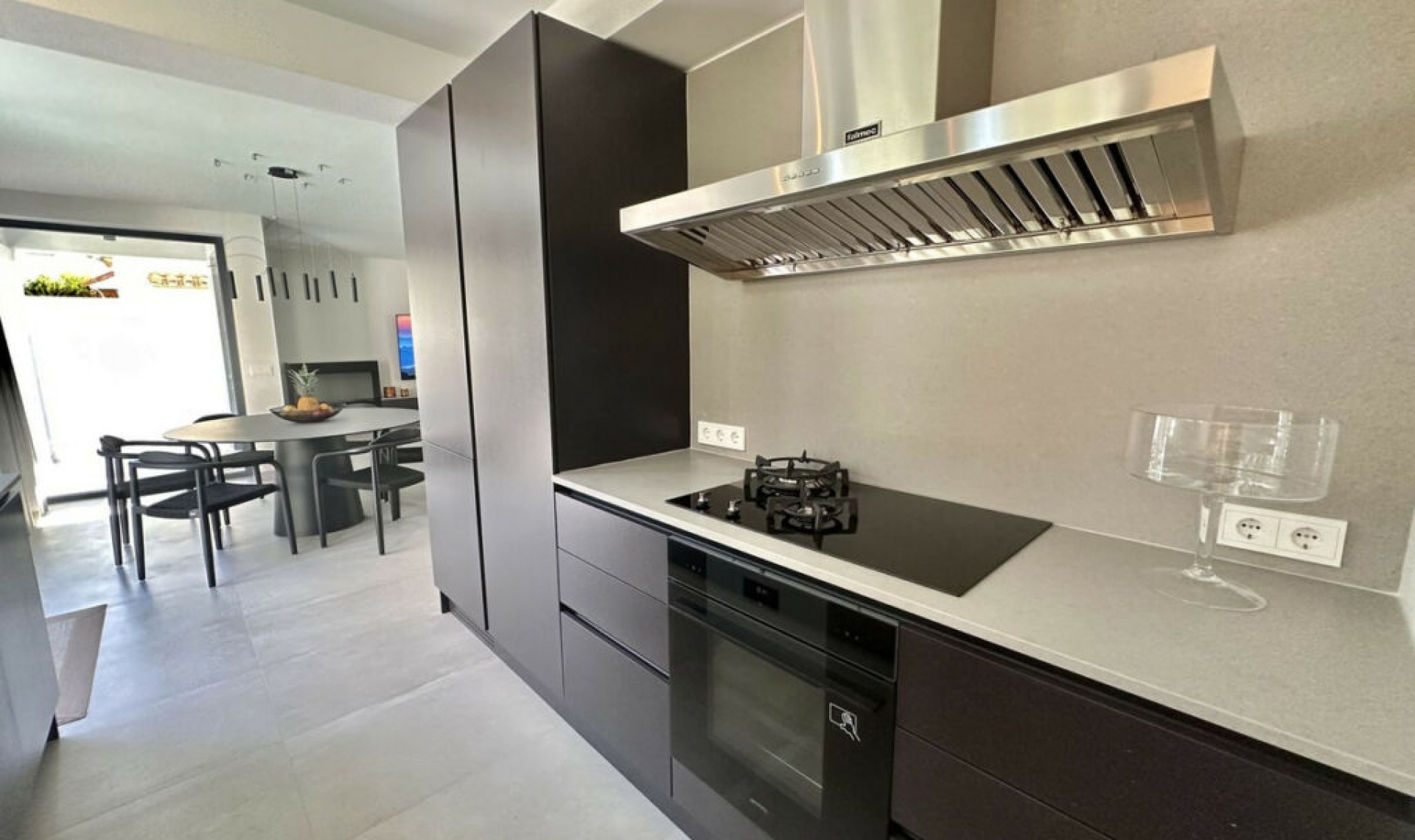 Resale - House -
Puerto Banús