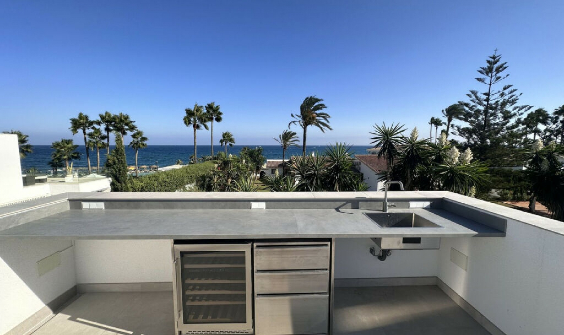 Resale - House -
Puerto Banús