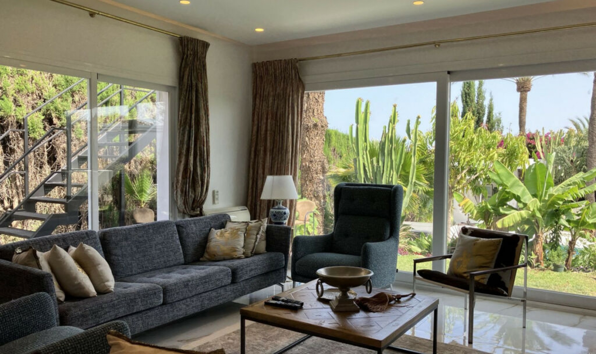 Resale - House -
Puerto Banús