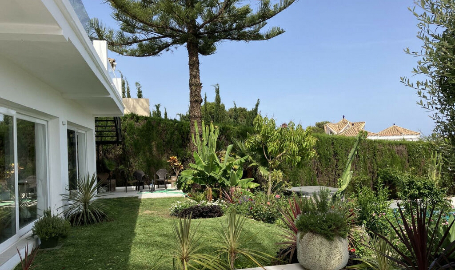 Resale - House -
Puerto Banús