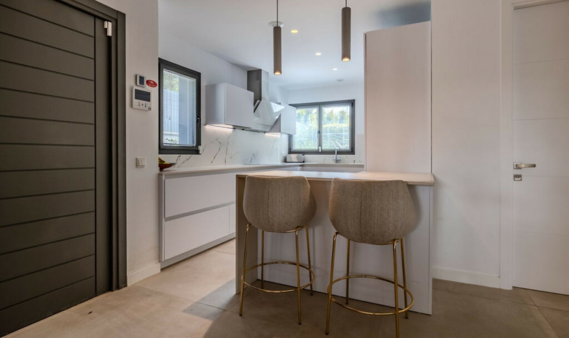 Resale - House -
Puerto Banús