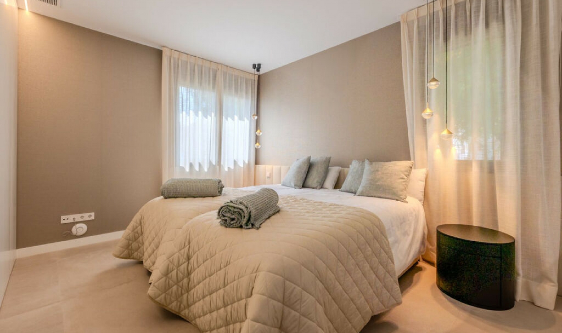 Resale - House -
Puerto Banús