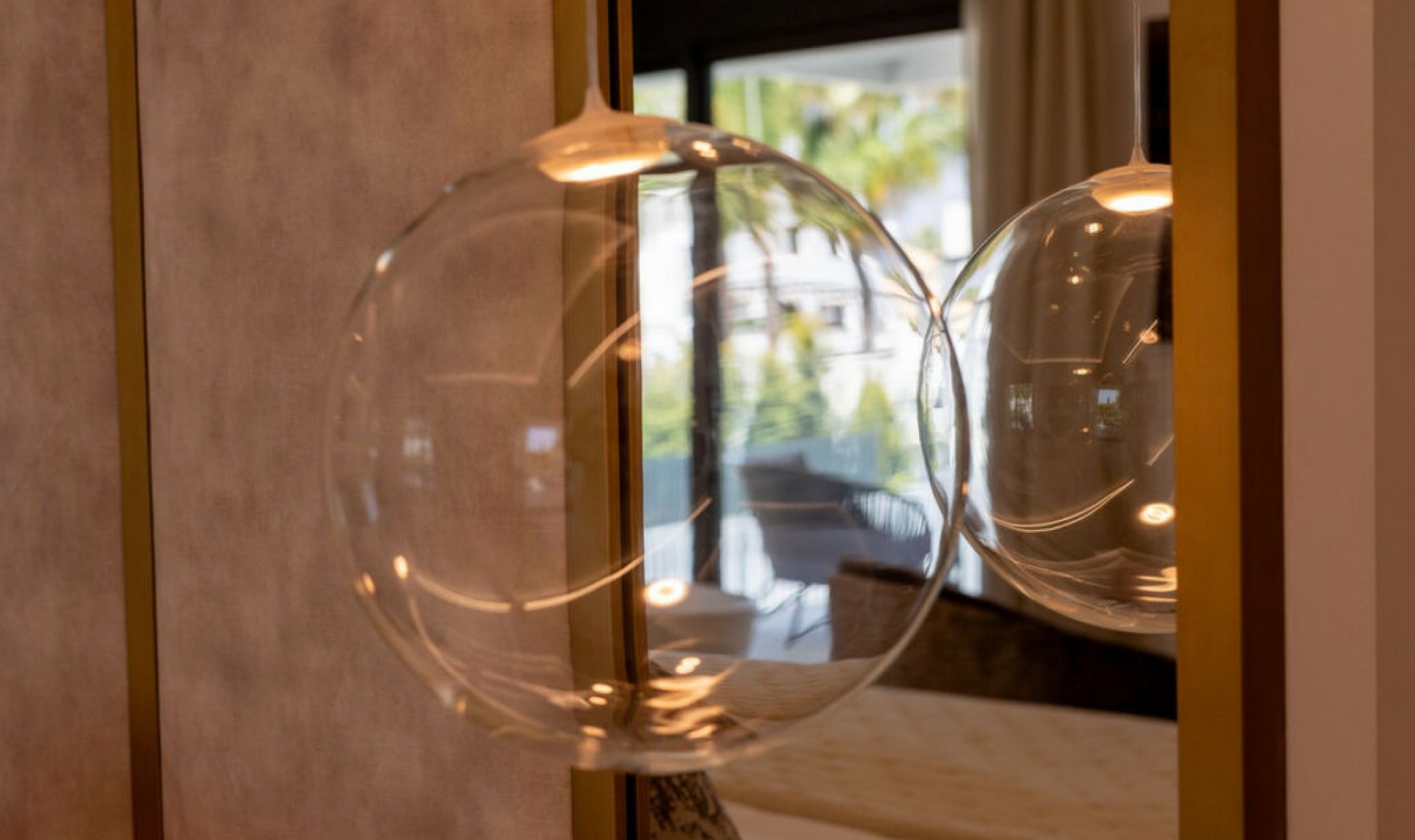 Resale - House -
Puerto Banús