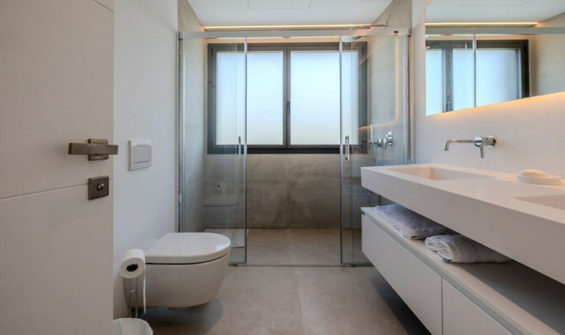 Resale - House -
Puerto Banús