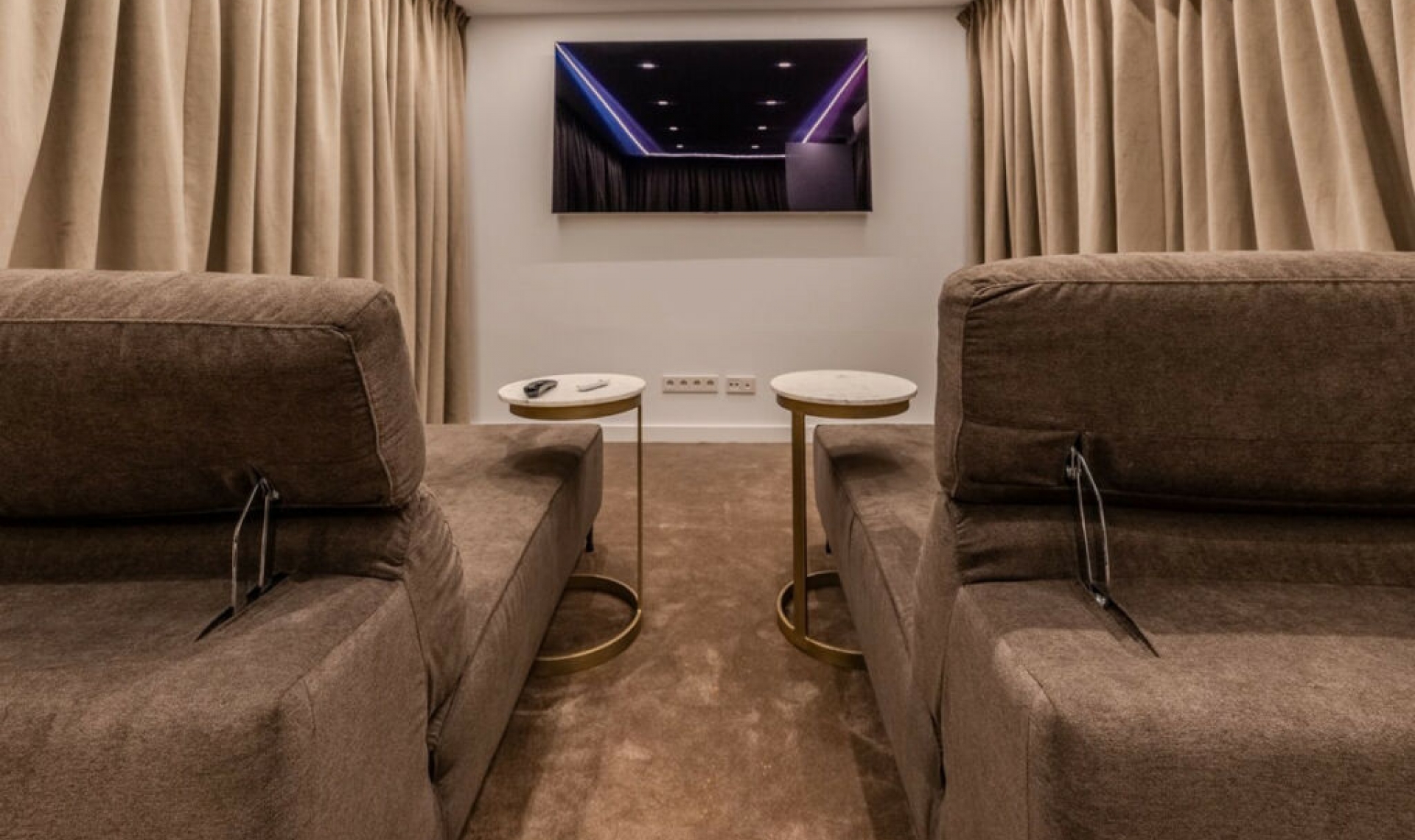 Resale - House -
Puerto Banús