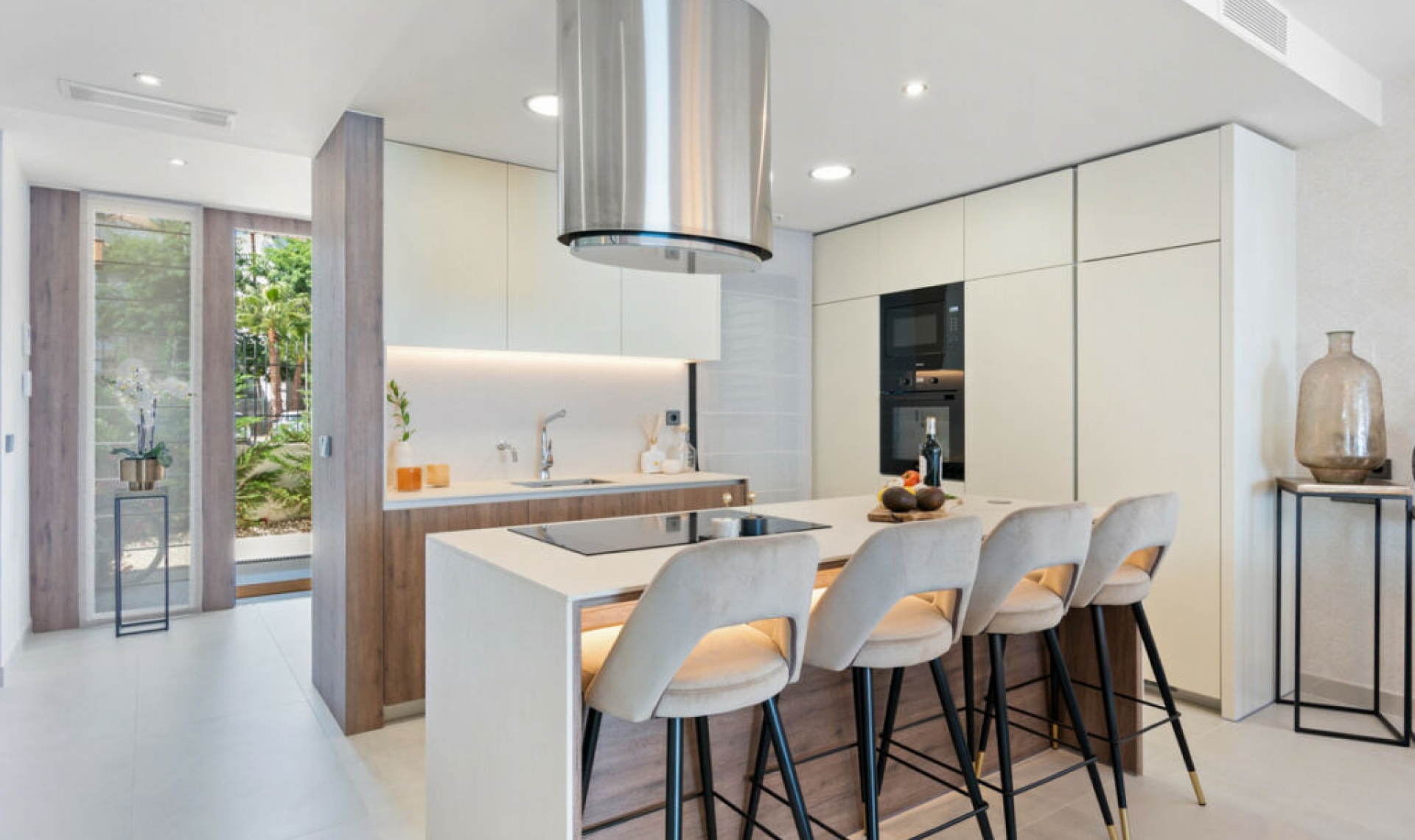 Resale - House -
Puerto Banús