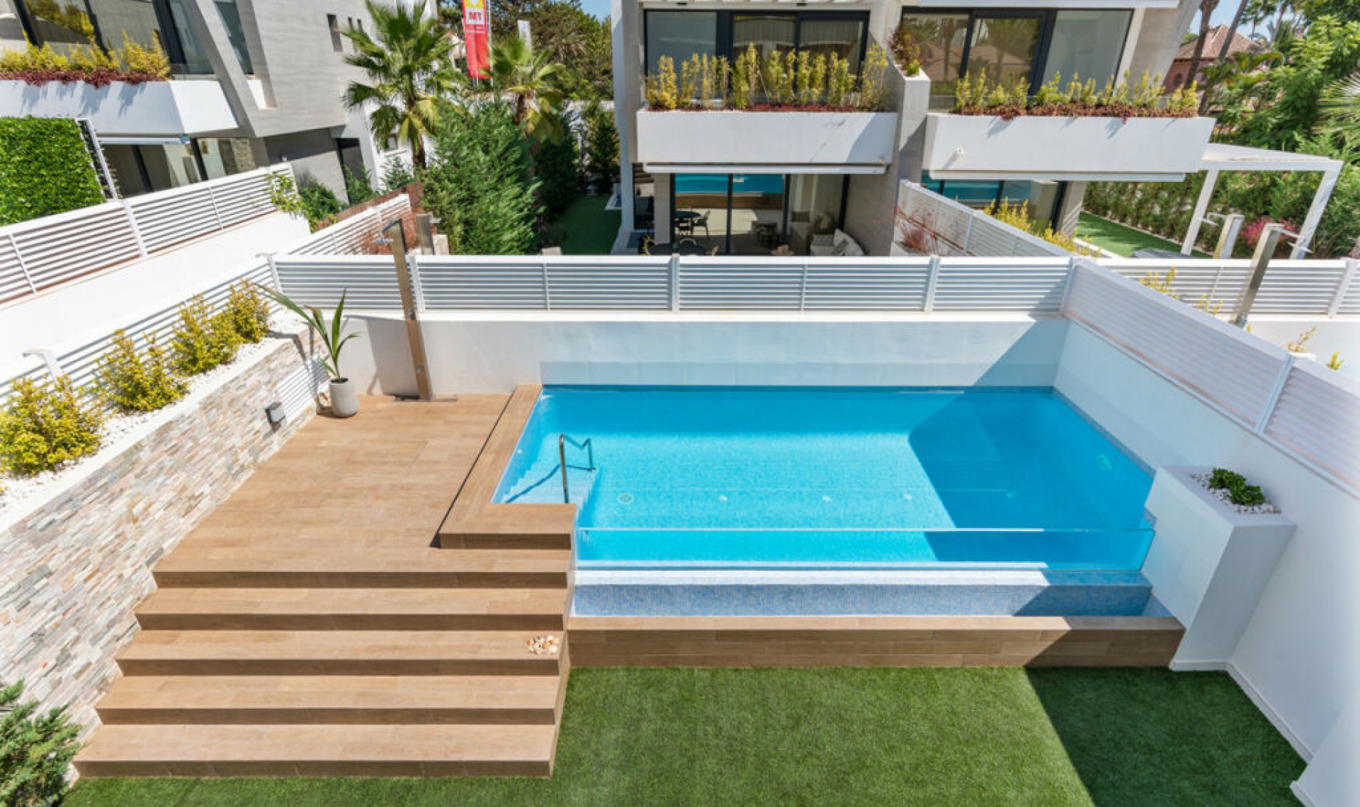 Resale - House -
Puerto Banús