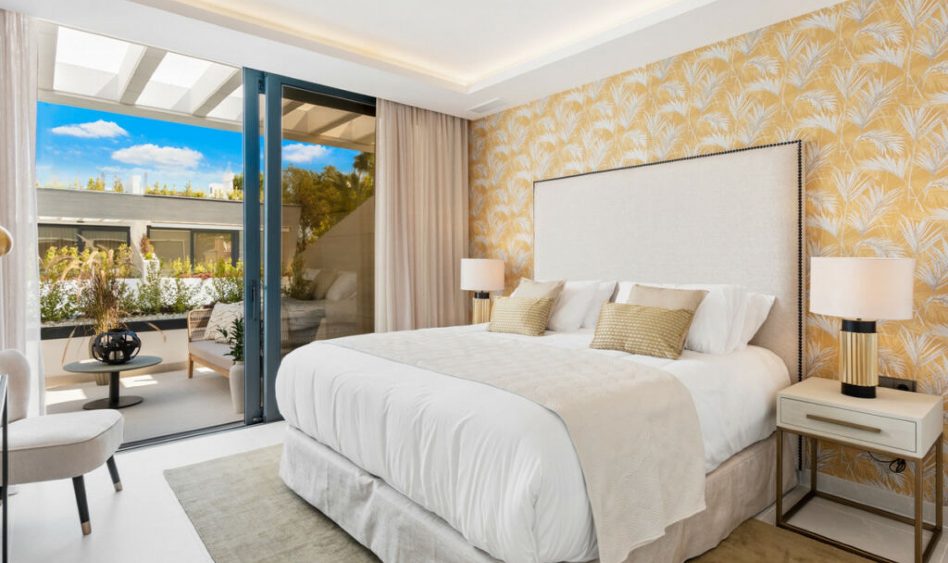 Resale - House -
Puerto Banús