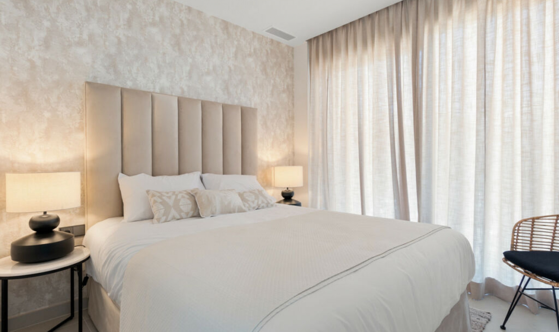 Resale - House -
Puerto Banús