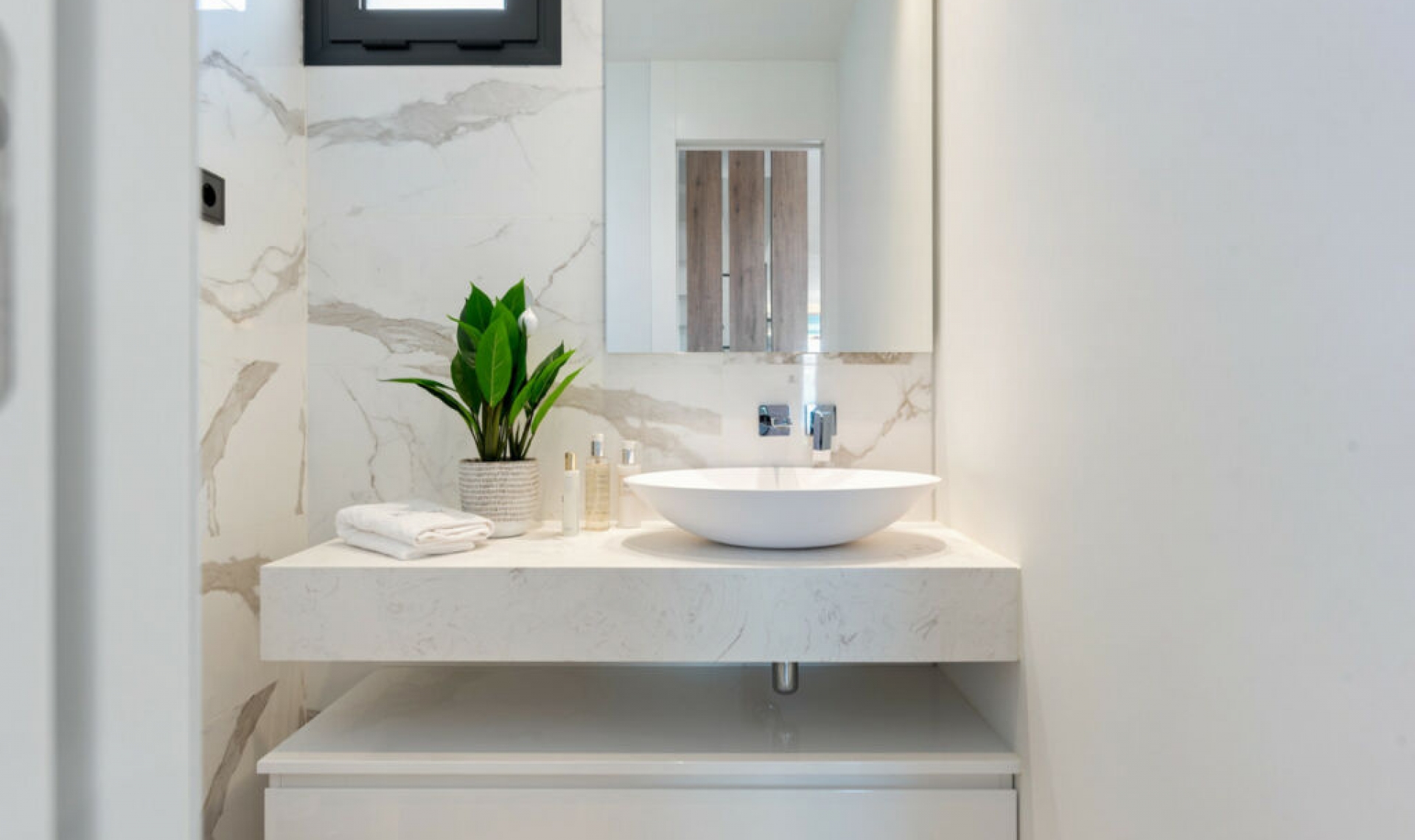 Resale - House -
Puerto Banús