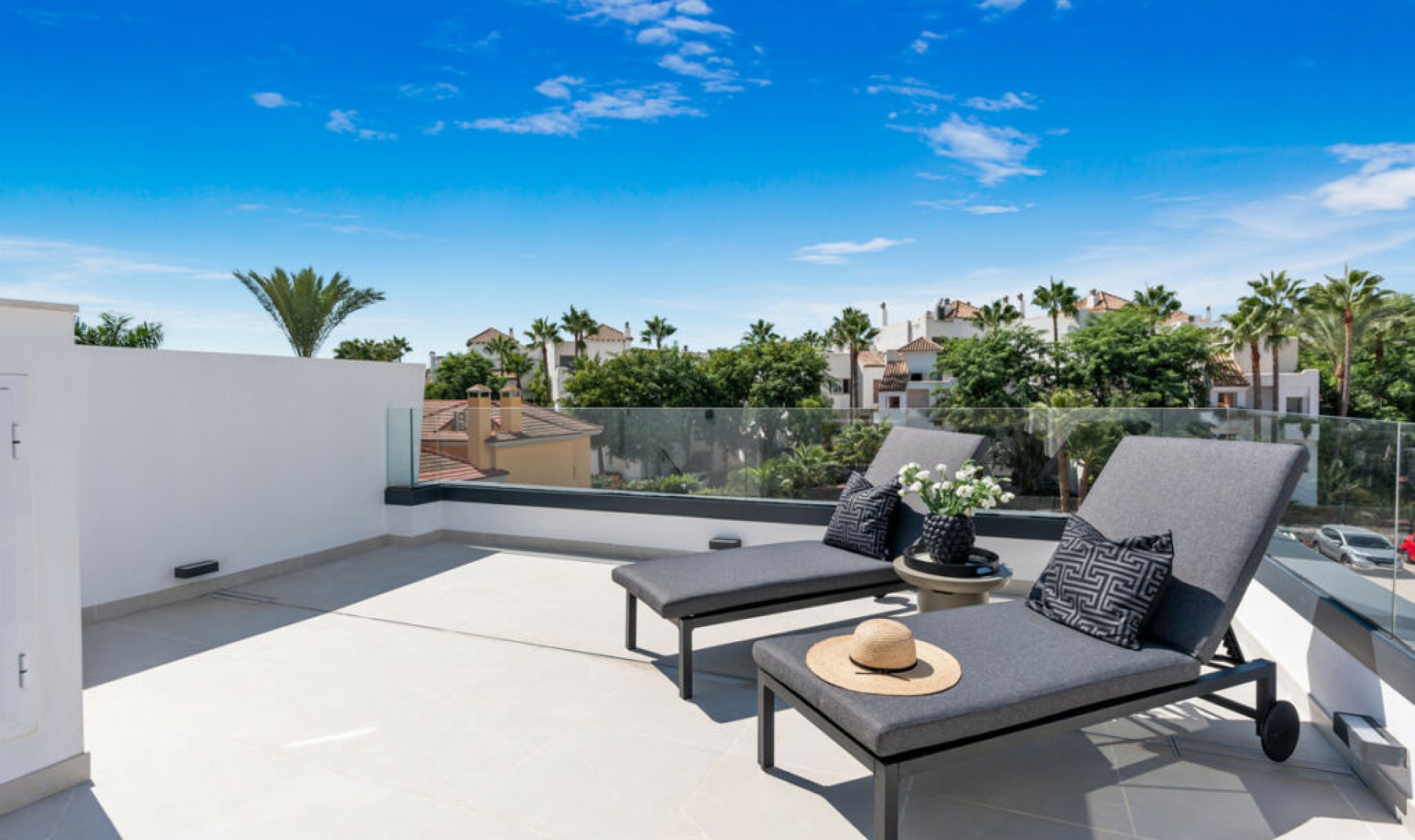 Resale - House -
Puerto Banús