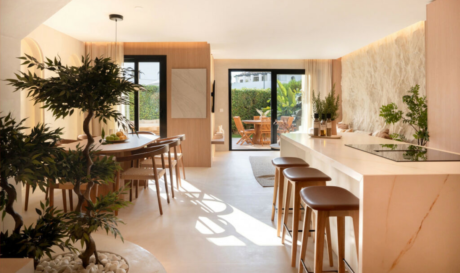 Resale - House -
Puerto Banús