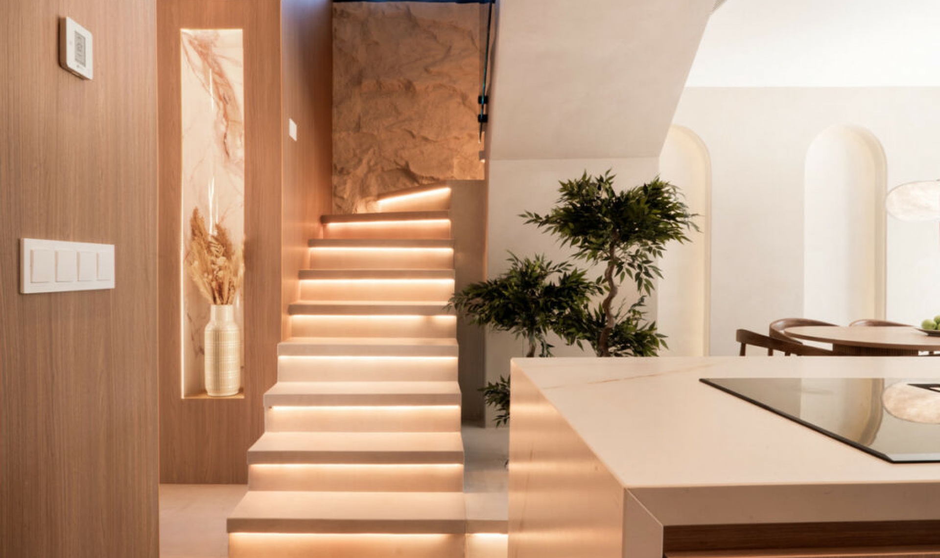 Resale - House -
Puerto Banús