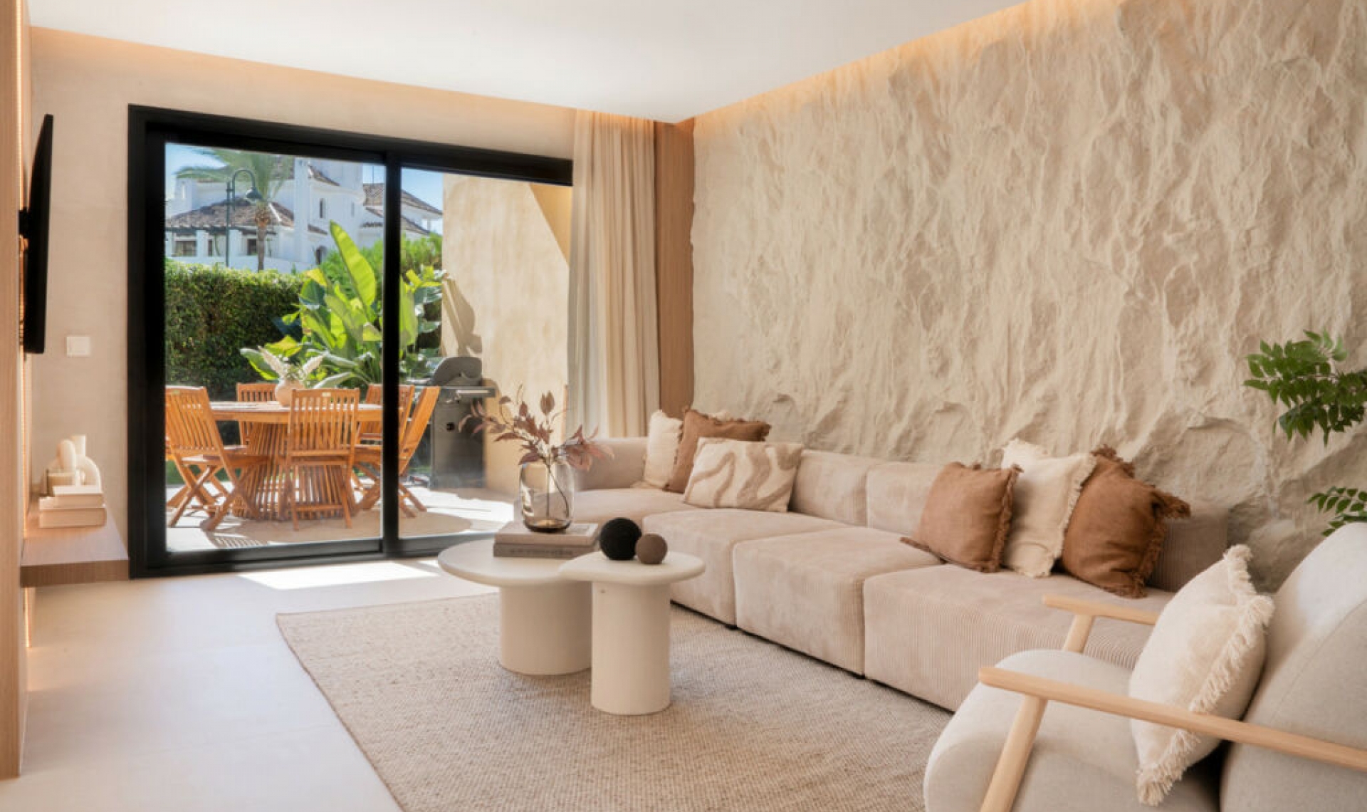 Resale - House -
Puerto Banús