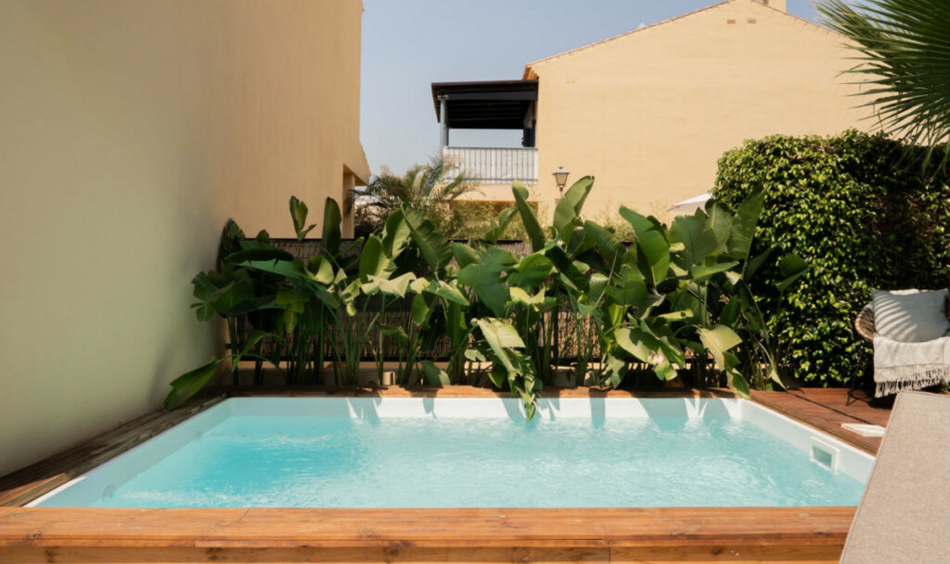 Resale - House -
Puerto Banús