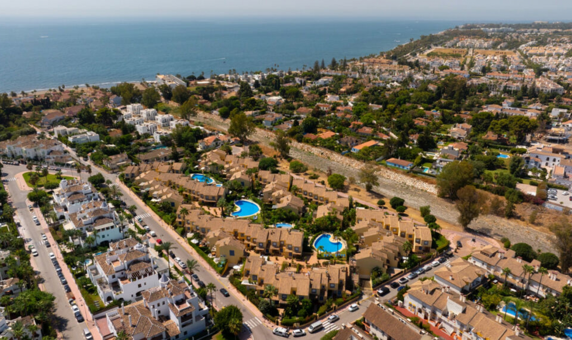 Resale - House -
Puerto Banús