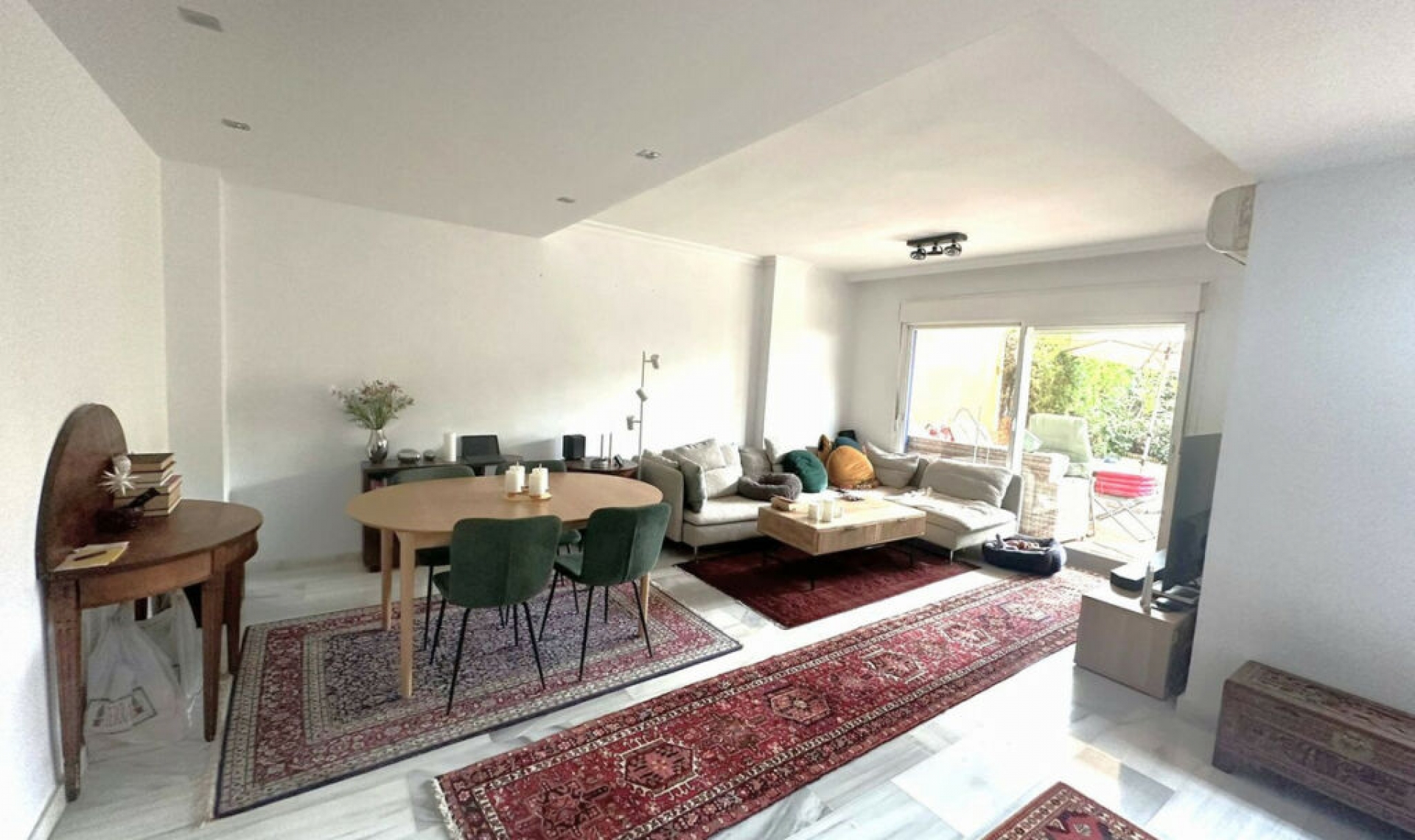 Resale - House -
Puerto Banús