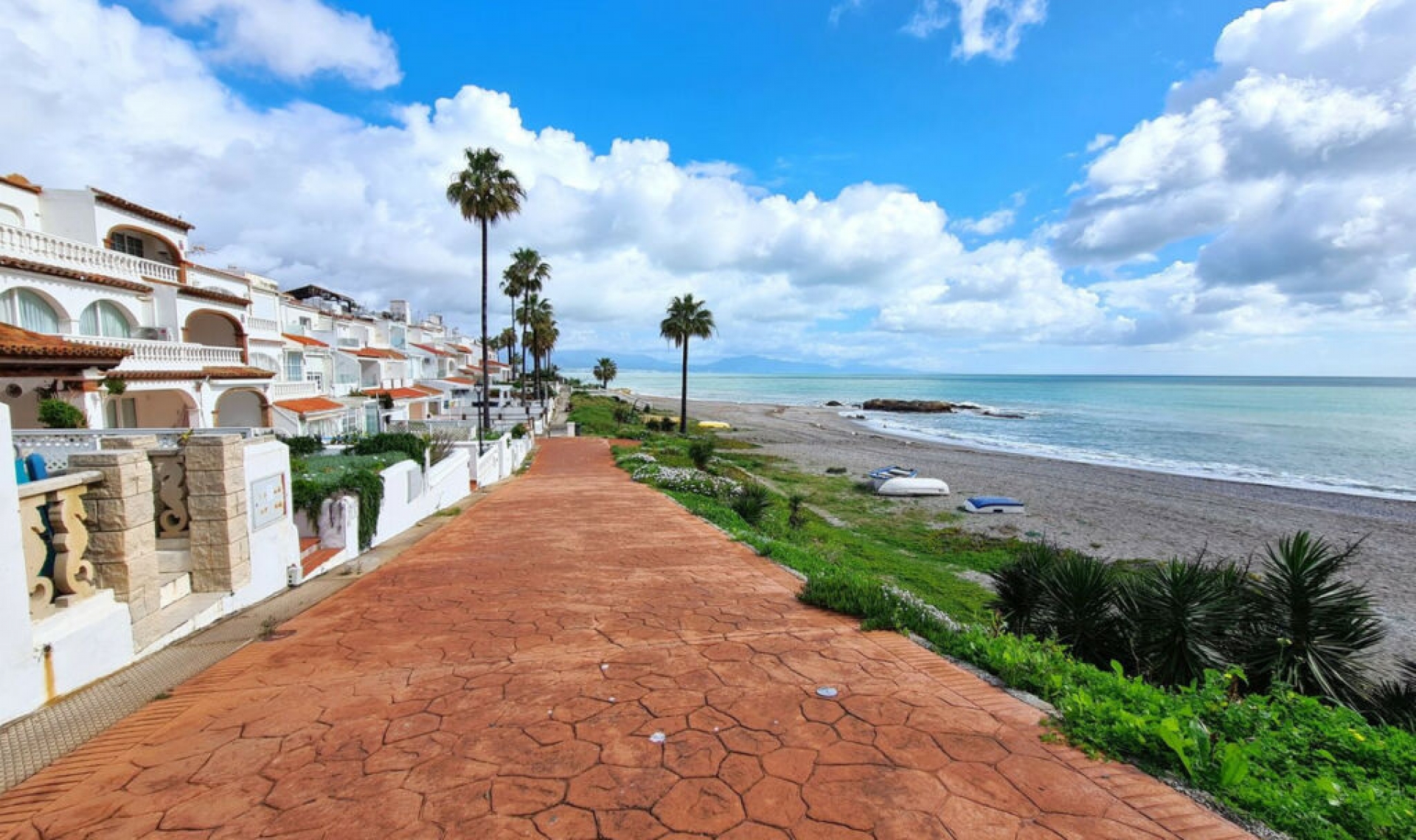 Resale - House -
Punta Chullera