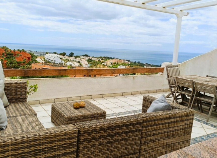 Resale - House -
Punta Chullera
