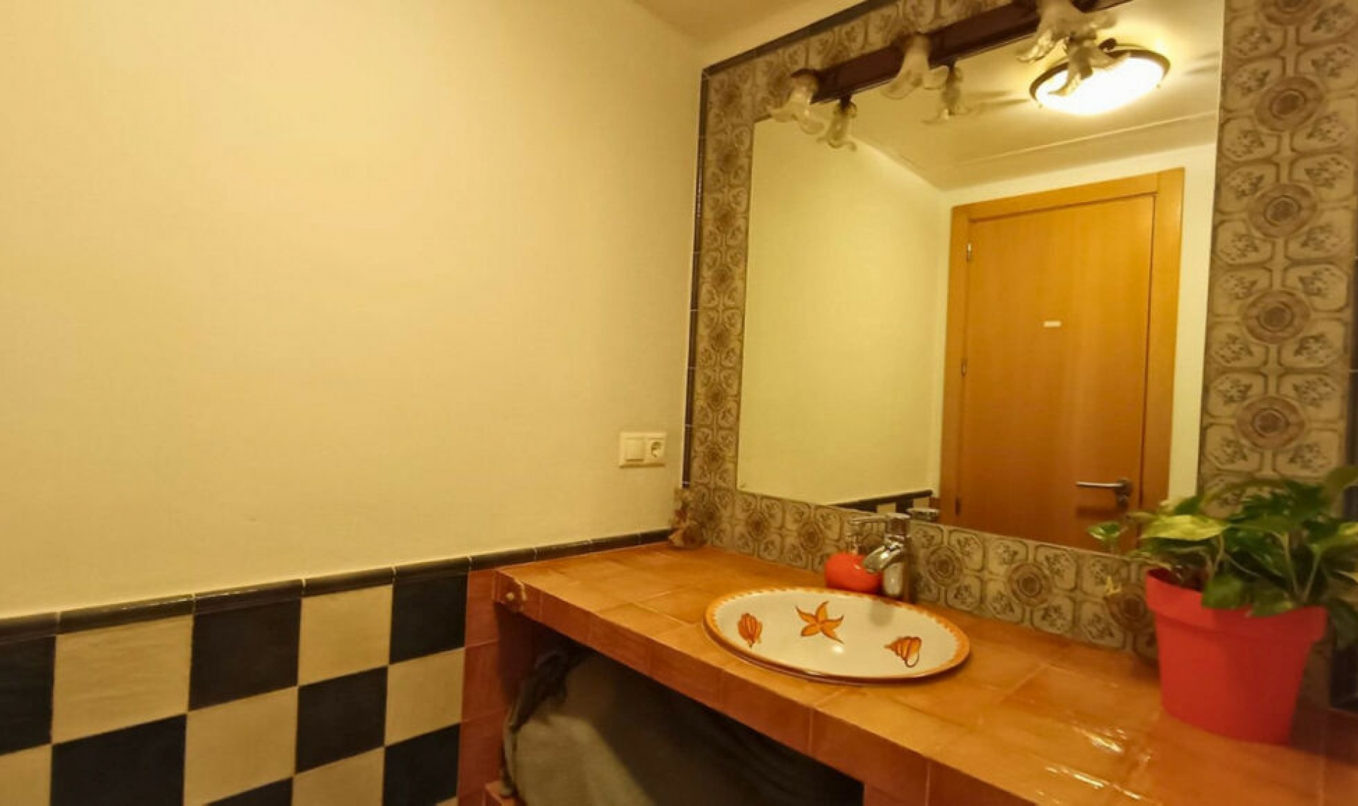 Resale - House -
Punta Chullera