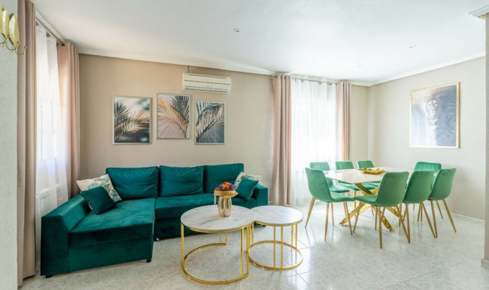 Resale - House -
Punta Prima