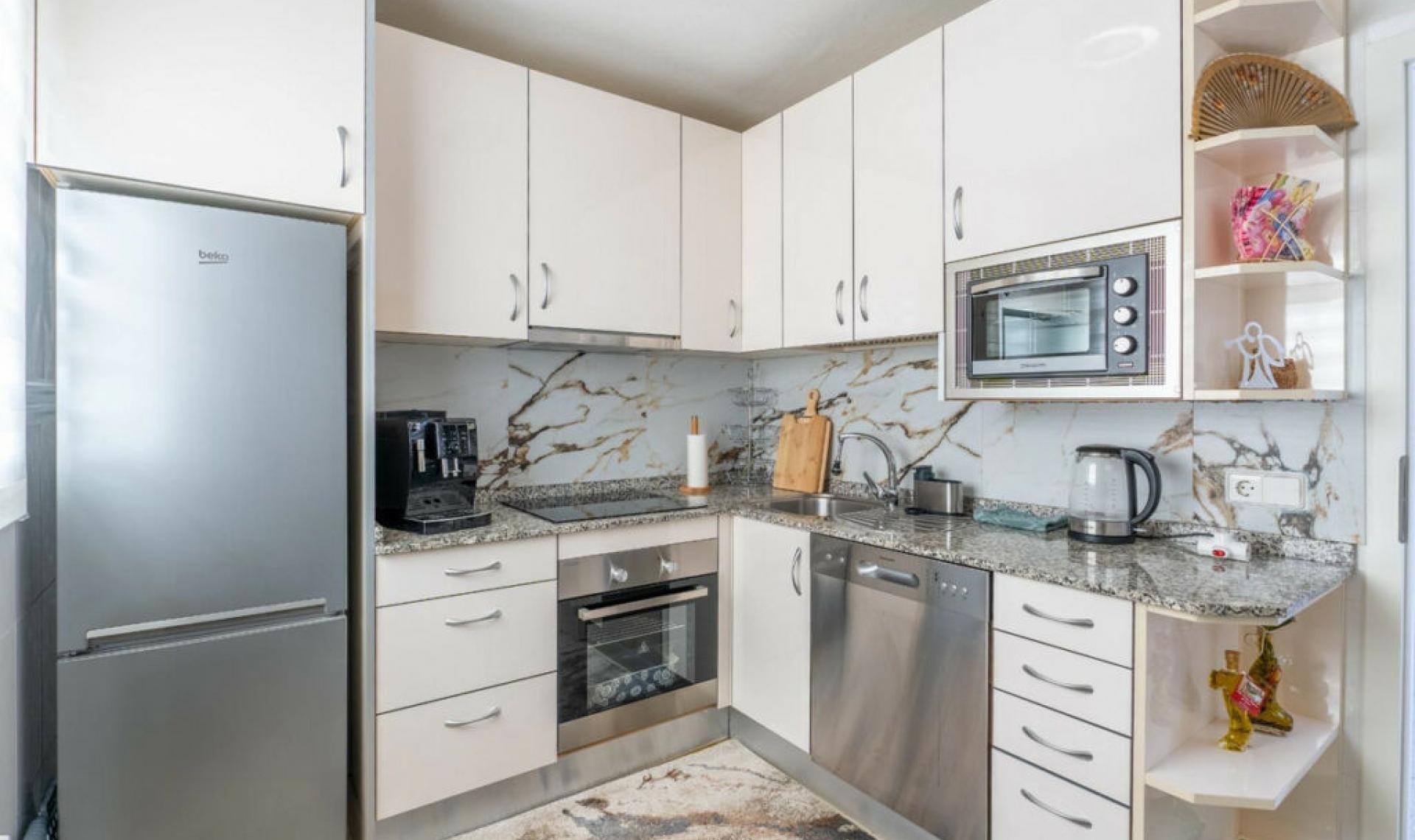 Resale - House -
Punta Prima