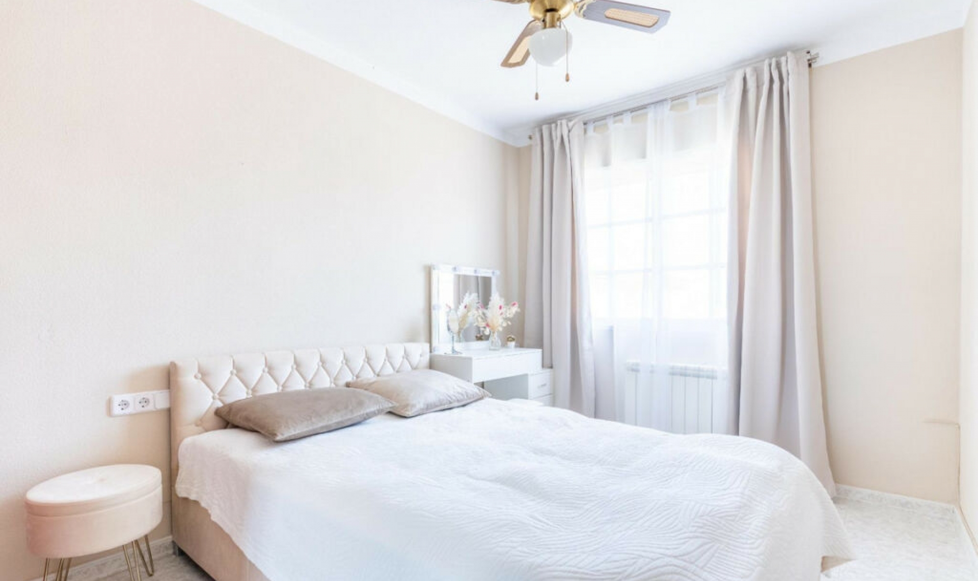 Resale - House -
Punta Prima