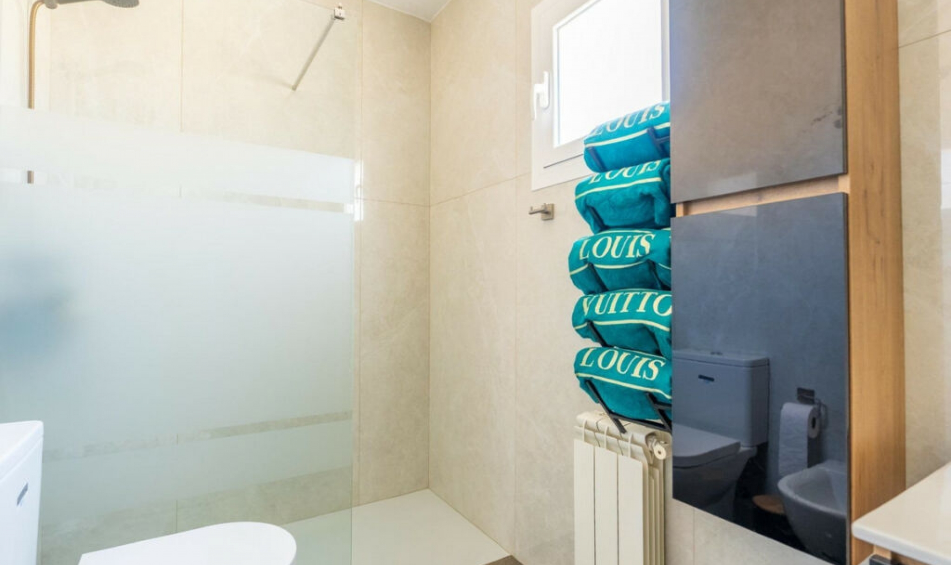 Resale - House -
Punta Prima