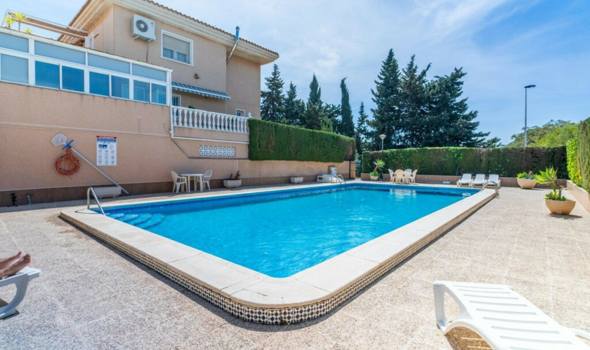 Resale - House -
Punta Prima