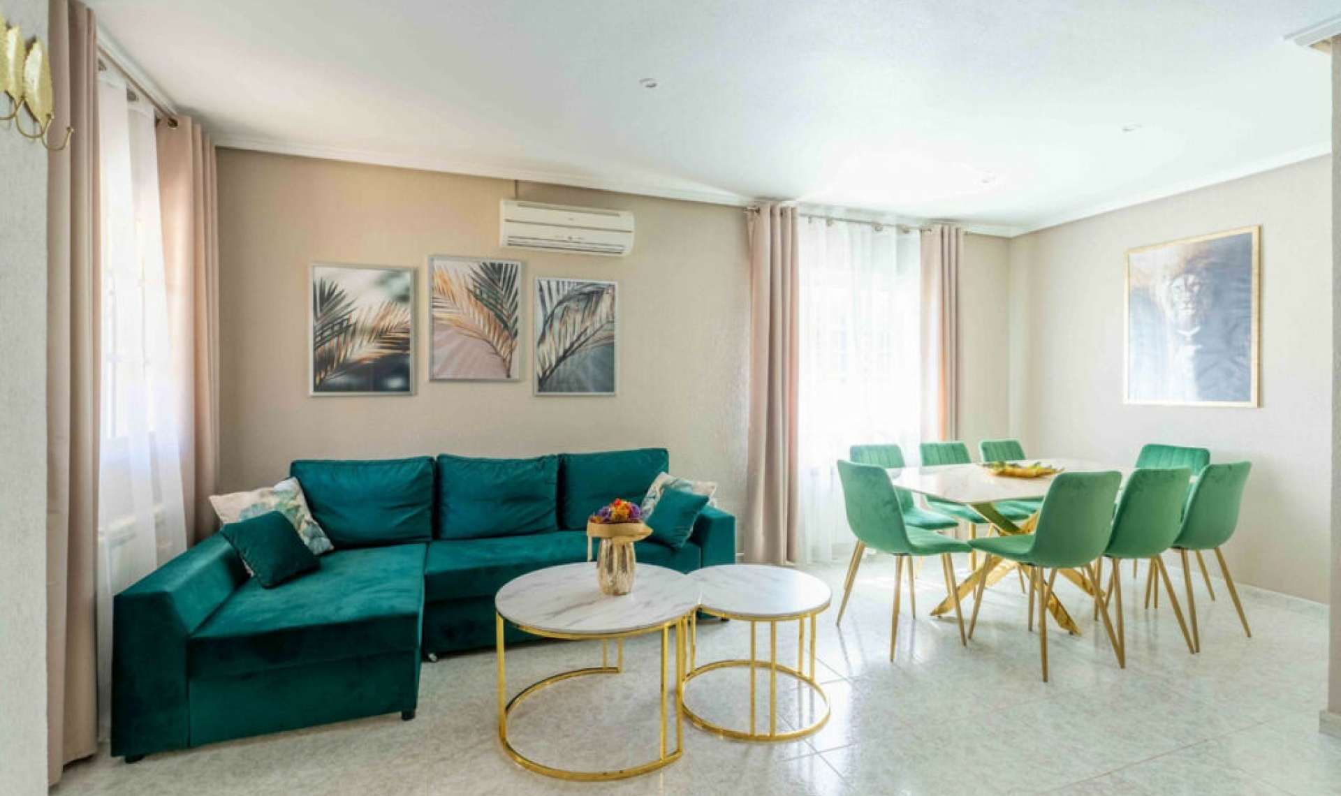 Resale - House -
Punta Prima