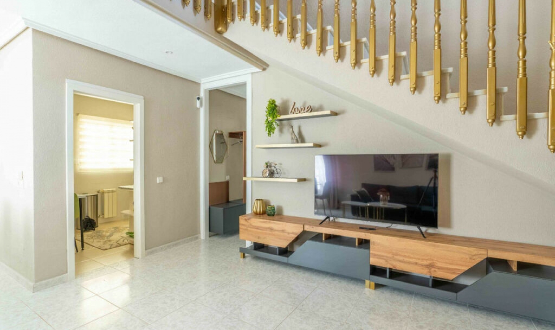 Resale - House -
Punta Prima