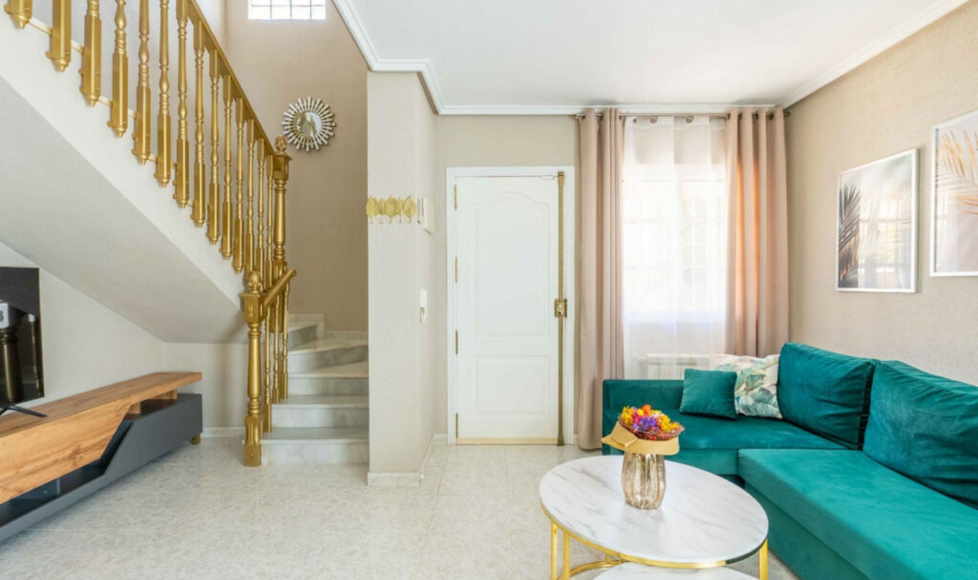 Resale - House -
Punta Prima